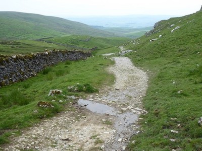Photo A3 The Pennine Bridleway Settle loop near Rye Loaf Hill Kirkby Mal c2019