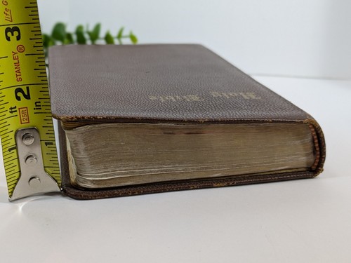 ✝️Holy Bible Old and New Testaments Eyre and Spottiswoode India Paper Printed GB - Picture 6 of 24