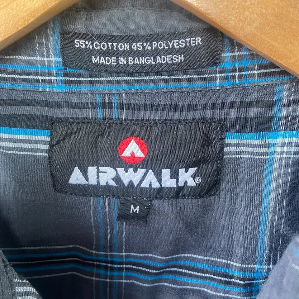 Airwalk Men's Gray Blue Plaid Button Up Long Sleeve Shirt Size Medium - Image 2 of 4