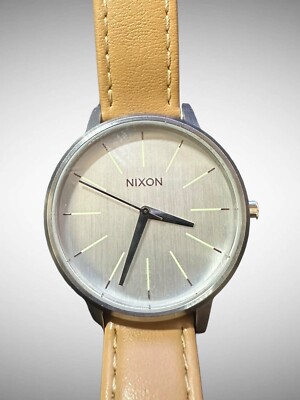 Women Nixon The Kensington Watch Movin Out Steel Case Beige  display picture 1