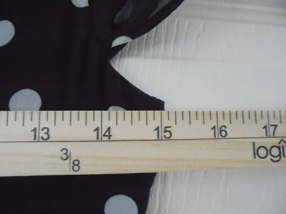 Платье-футляр Alyx Petite Flutter с рукавами черно-белое в горошек топ размер 6P - Изображение 4 из 4