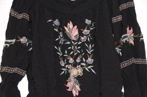 American Eagle Outfitters Shirt Floral Embroidered Off Shoulder Womens Black M - Picture 2 of 6