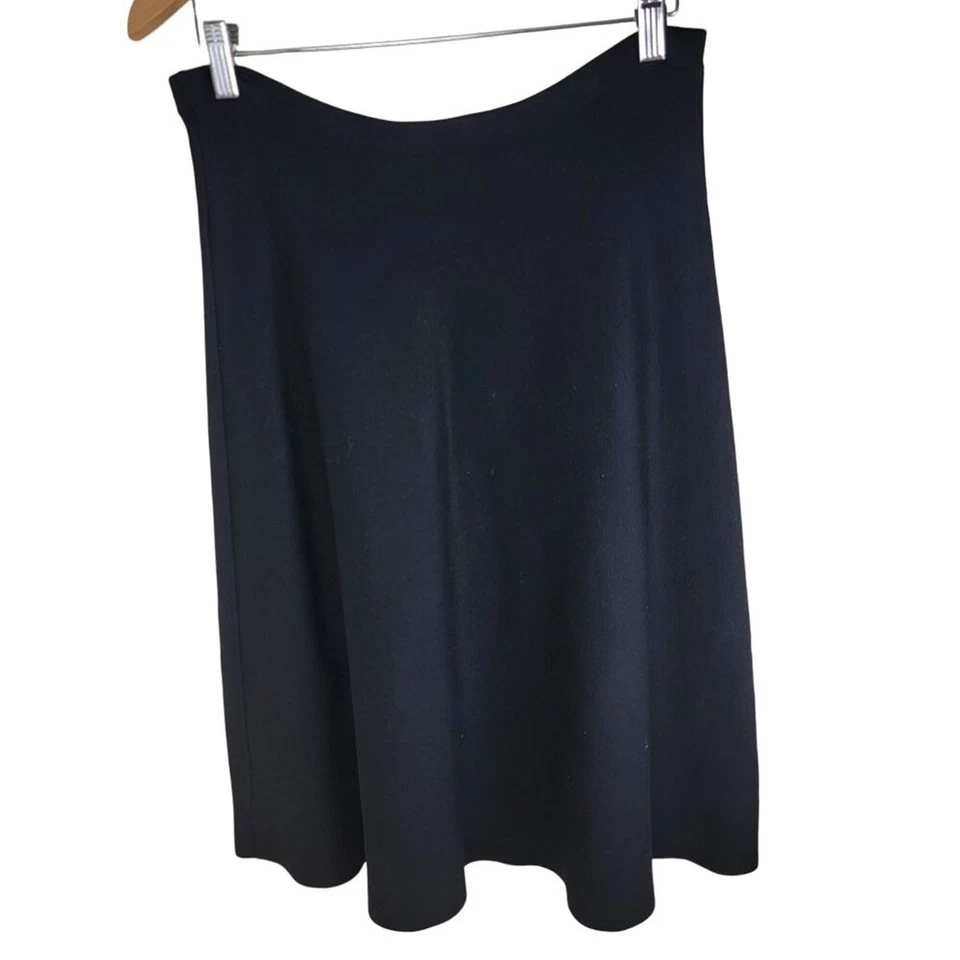 Falda Doncaster Línea A Tejida Seda Talla M Negra Cintura Elástica Foto 3 de 4