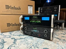 McIntosh C12000 2 Chassis Reference Stereo Preamplifier - Excellent