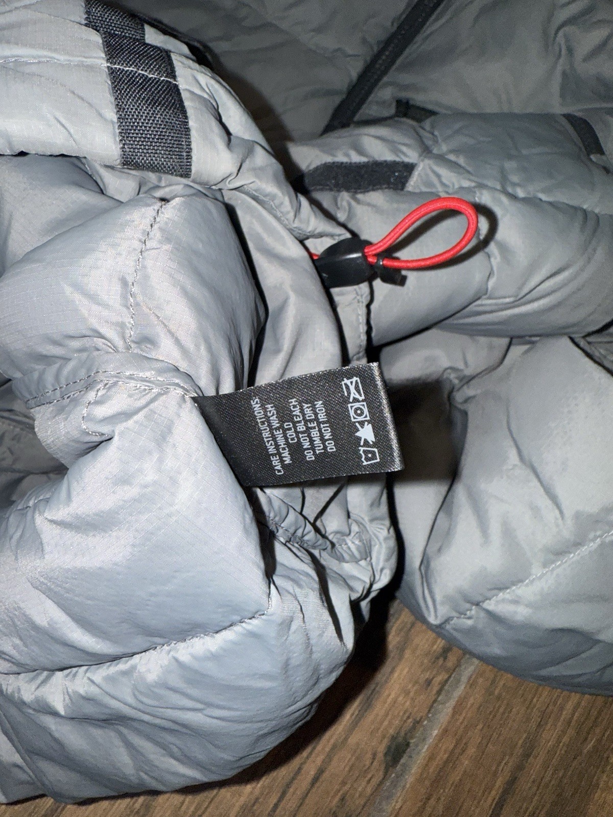 mountain standard jacket down feather size M 700 … - image 7