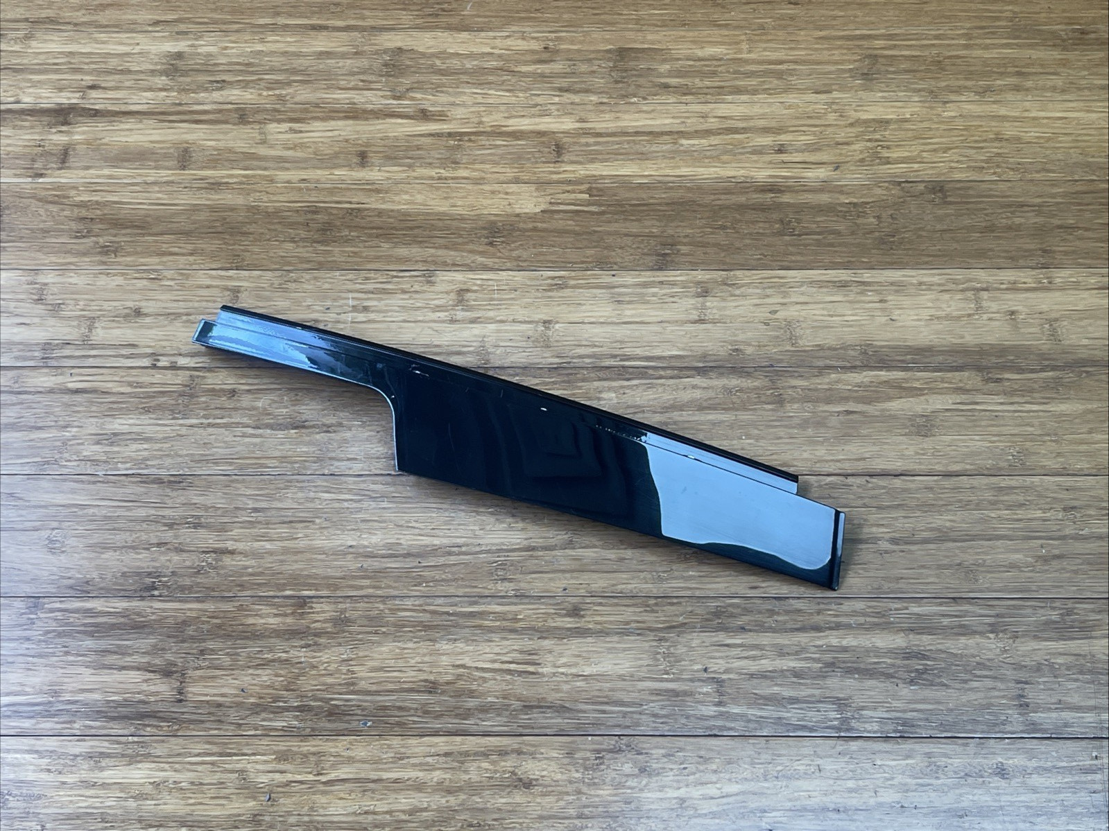 BMW i8 2015-2020 Front Left Column molding
