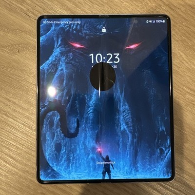 Samsung Galaxy Z Fold3 5G - Read Description - For parts. (E4)