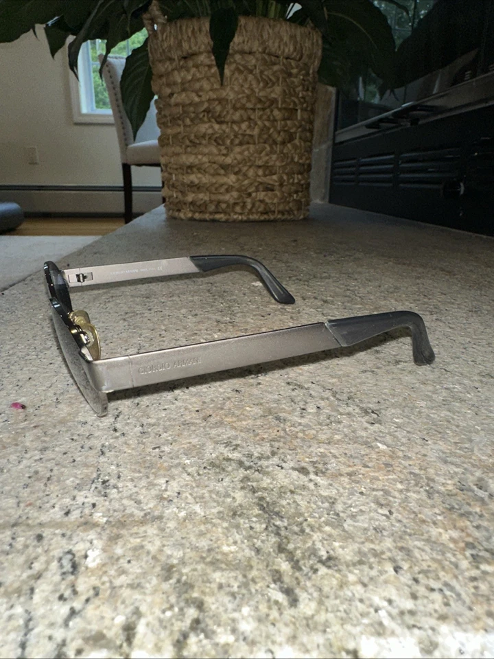 Giorgio Armani GA 662 复古 — 第 2/4 张图片