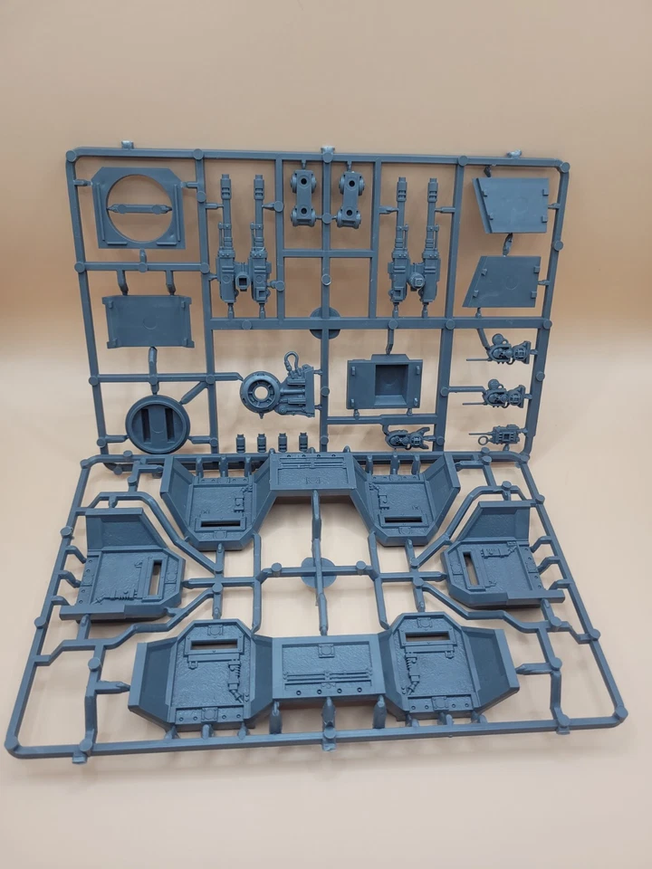 Warhammer 40K Aegis Defence Line Wall of Martyrs Terrain - открытая коробка - Изображение 2 из 3