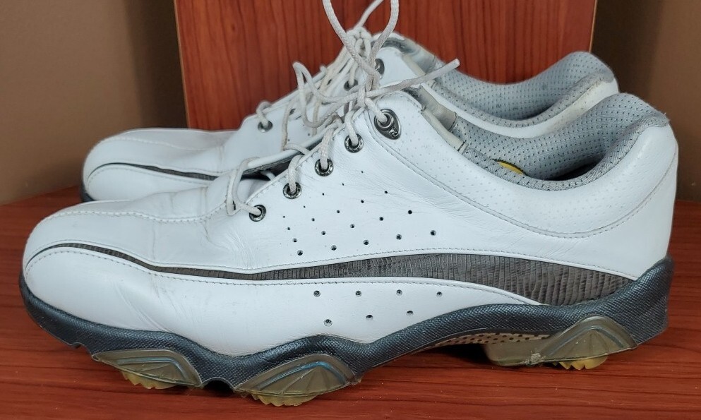 とと FootJoy OPTIFLEX Men's Size 9.5W memory foam lace up SYNR-G Golf