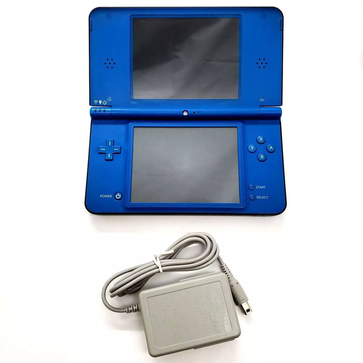 Nintendo DSi XL blue Console With Charger And stylus Works Great