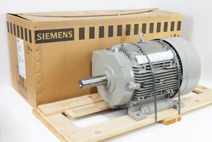 Produktbild von STM Elektromotor 0,22 KW – 1380 Min⁻¹ – Drehstrommotor Mit Flansch – NEU (ohne OVP)