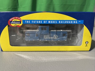 Athearn ~ GN ~ Great Northern ~ Wide Vision ~ Caboose ~ HO Scale ~ 74114 ~ #X100