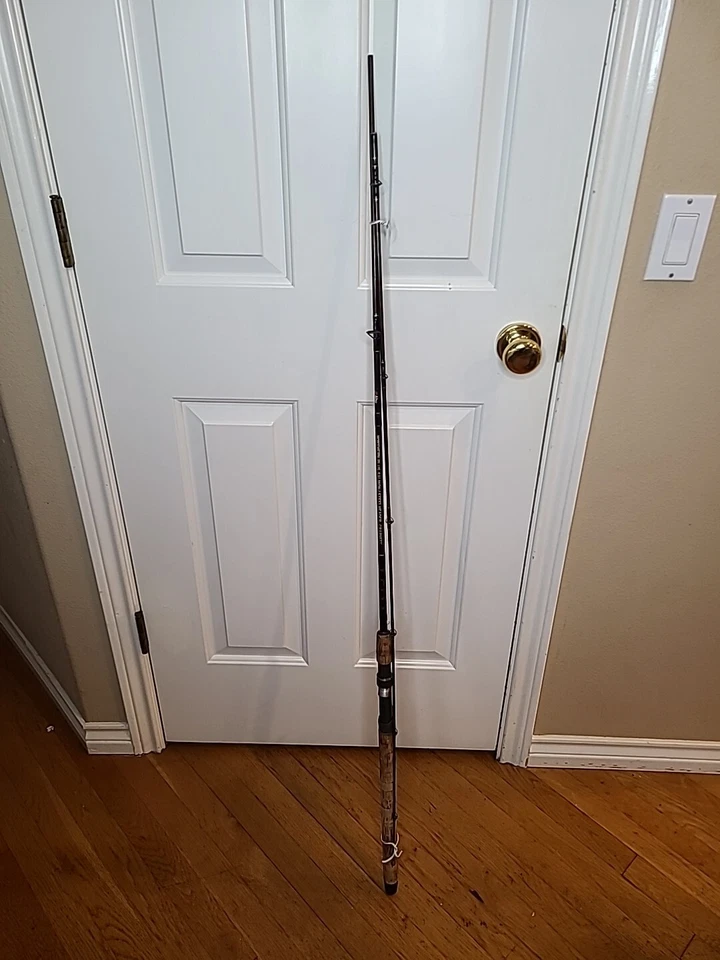 Caña de pescar Abu Garcia Northern Plus Salmon Steelheader 8'-6" 6-17 lb de colección usada en excelente estado Foto 2 de 4