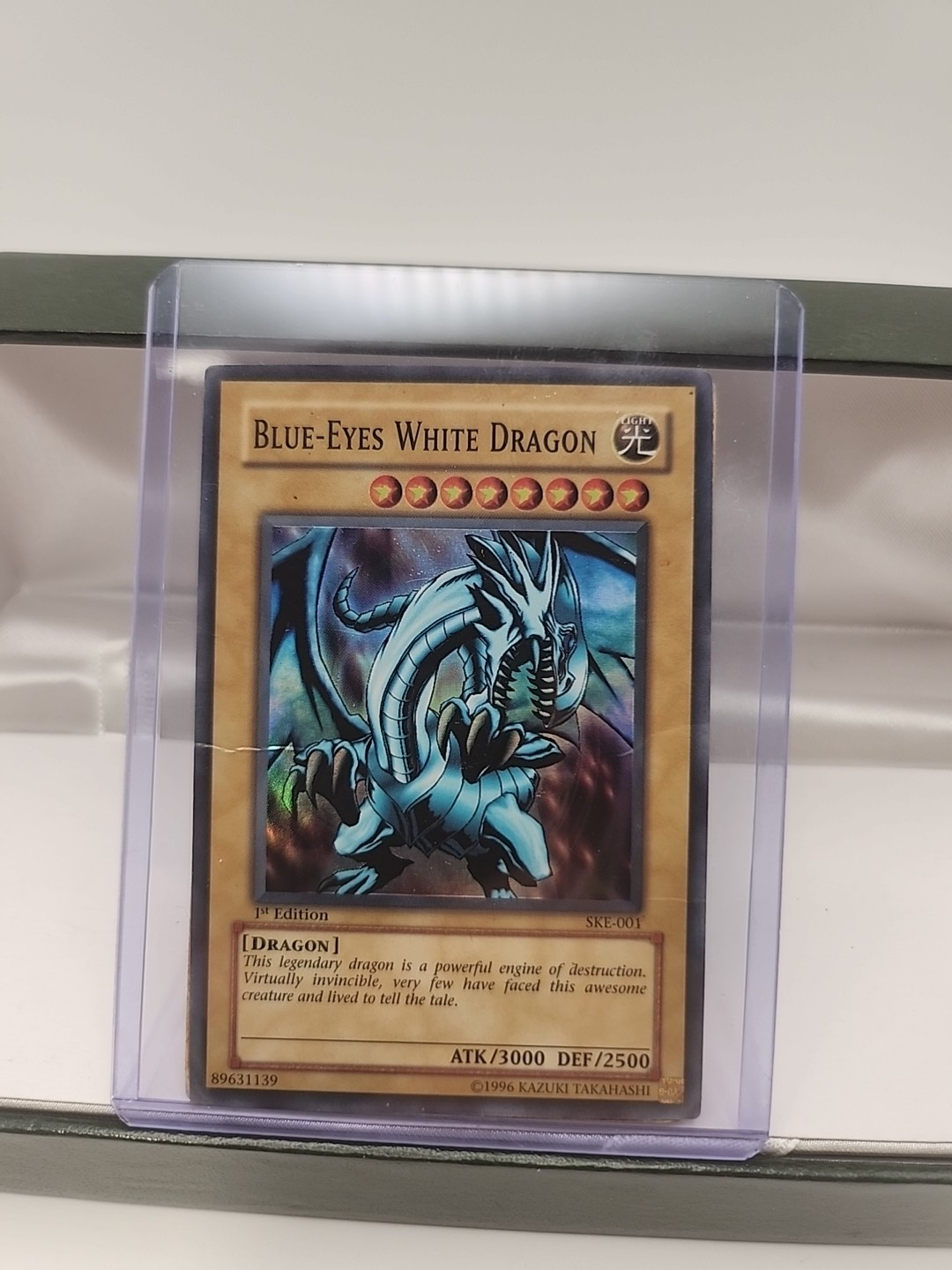 Yugioh! (2)  Blue-Eyes White Dragon SKE-001 Super Rare 1st Edition LP