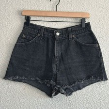 Vtg Levi s 951 Shorts Relaxed Fit Cutoff Black Denim Raw Hem Hi Rise Womens Sz 6