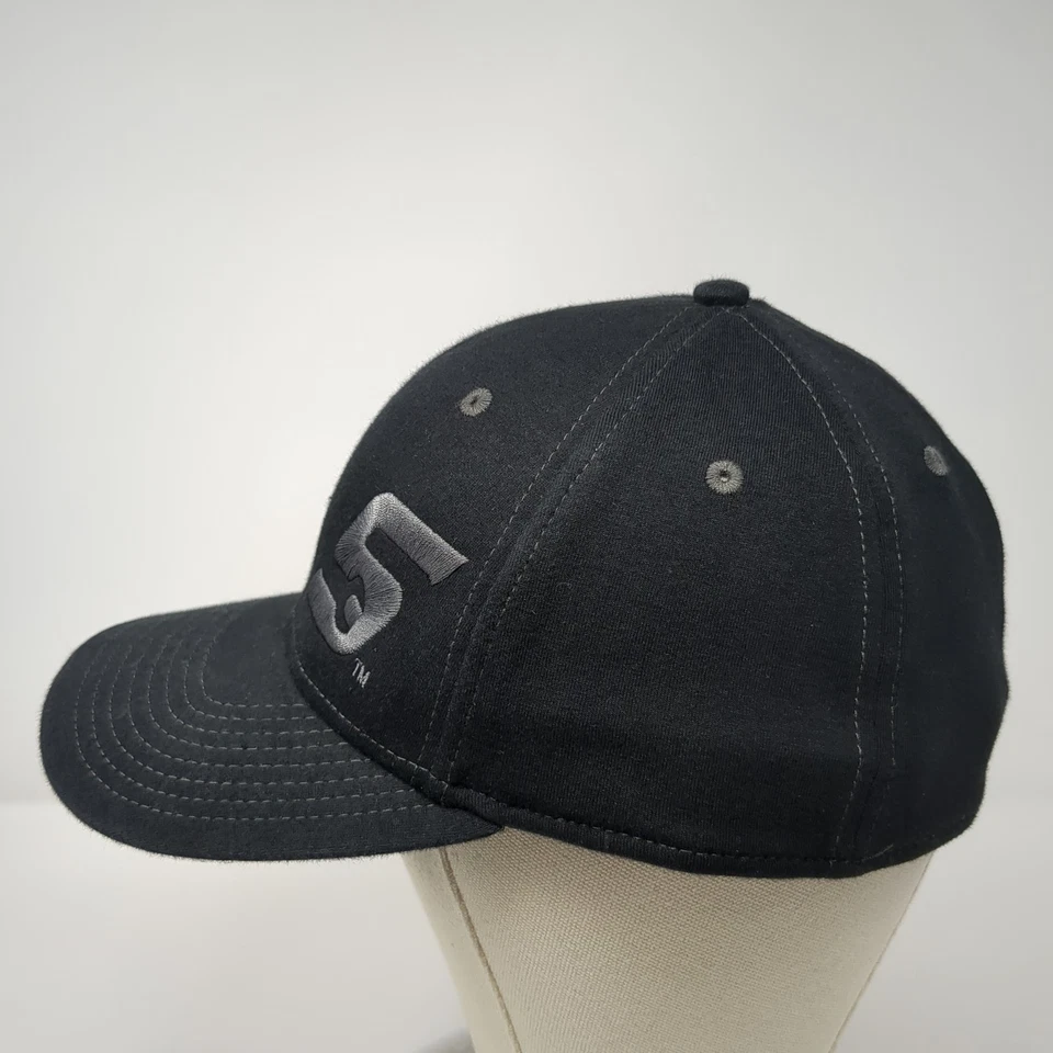 Sombrero ajustado a presión negro liso talla única bordado orificios de ventilación exterior Foto 3 de 4