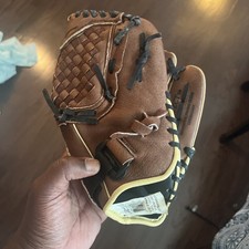 Mizuno Prospect GPP 1100Y3 - 11” Youth Baseball Glove RHT Power Close