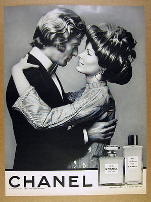 1970 Chanel No.5 Perfume & Eau de Cologne couple photo vintage print Ad 
