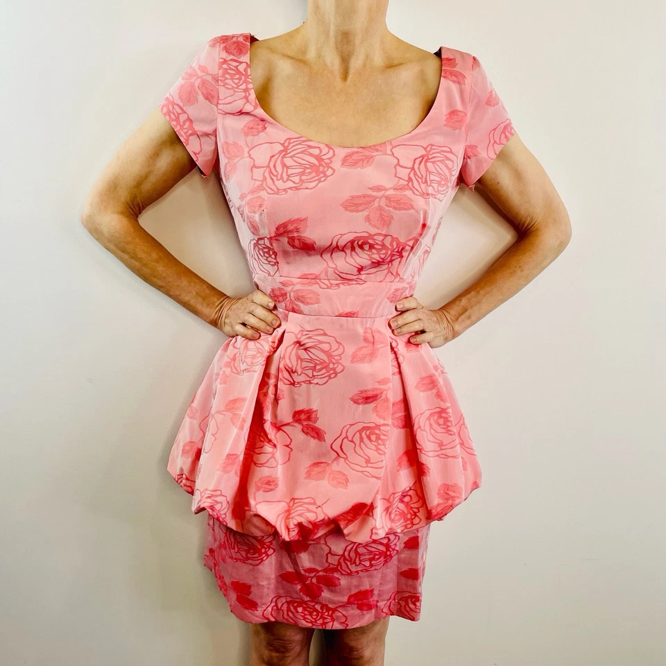 Patricia Field Size 8 10 Pink & Red Floral Peplum Cocktail Dress SATC Designer - image 2 of 4