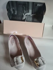Bloch Ballet Flats Slippers Sz 39.5 8.5 Light Pink Gold Buckle Toe W Box