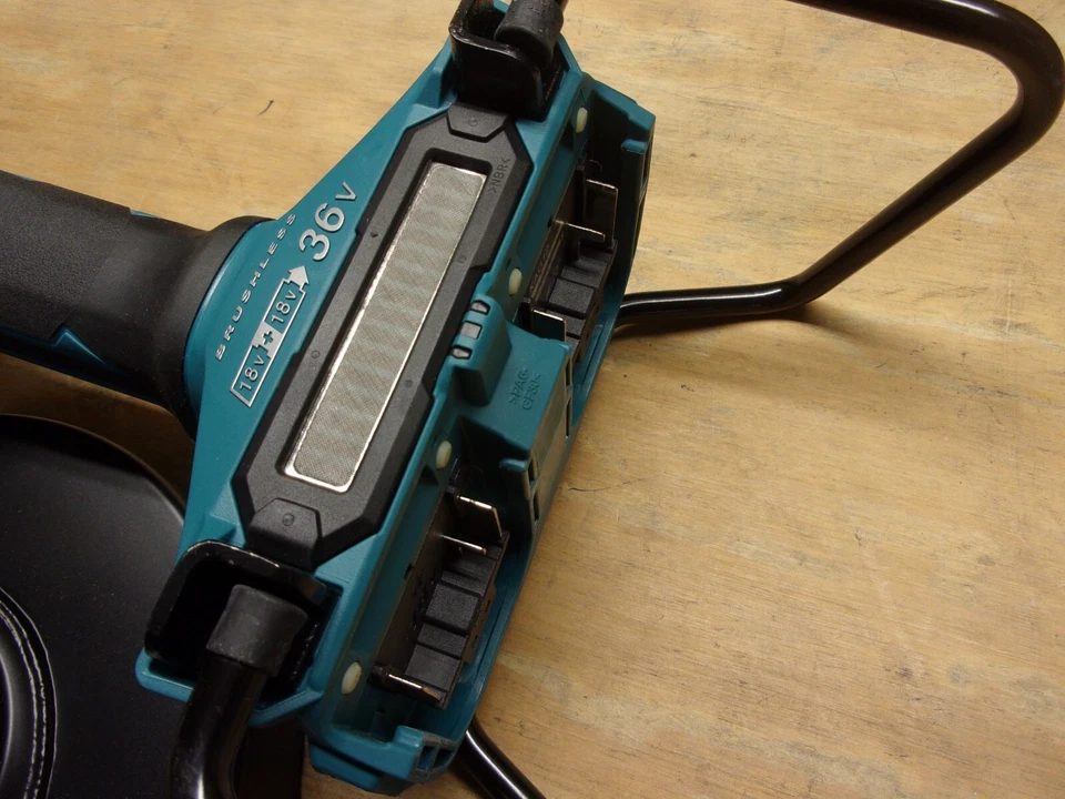 MAKITA 18V(X2=36V) 7" PADDLE SWITCH CUTOFF/ANGLE GRINDER (TOOL ONLY) # XAG12Z1 - Image 4 of 4