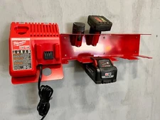 Milwaukee M12/M18 Charging Station