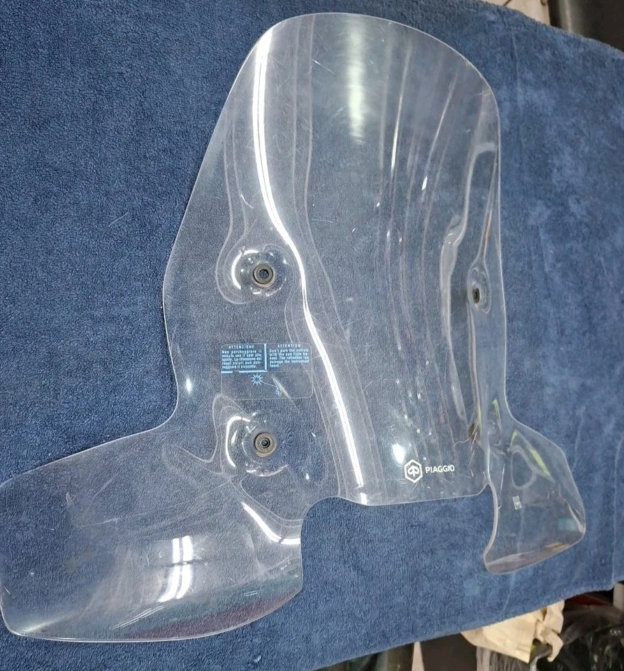 PARABREZZA PARAVENTO URBAN PIAGGIO ORIGINALE BEVERLY 300-400 HPE 2021-2022-2023 - Immagine 2 di 4