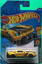 Hot Wheels 2020 HW Dream Garage 2005 Ford Mustang Car Yellow New
