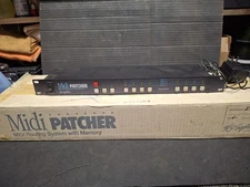 360 SYSTEMS MIDI PATCHER MIDI ROUTING SYSTEM ORIGINAL BOX  Storage Find TURNS ON