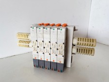 SMC VQ4301-3 Pneumatic Solenoid Valve 5-Station Manifold 24VDC w/5Valves (48)