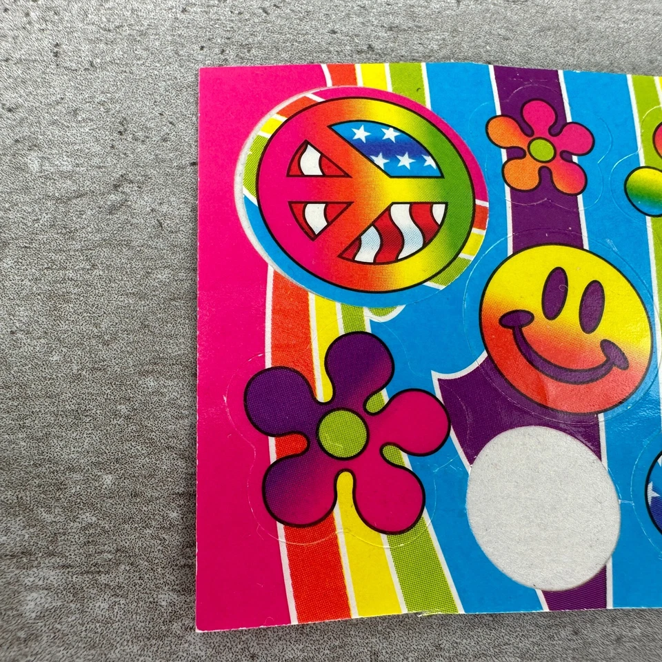 Pegatina de Colección Lisa Frank Bandera de EE. UU. Signo de Paz Flower Power Huella Cara Sonriente 2" Foto 2 de 4