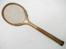 VTG BRIGGS SPORTING GOODS CO. "BLUE GUM" WOODEN TENNIS RACQUET ANTIQUE / DISPLAY