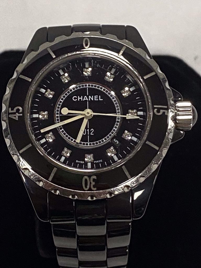 CHANEL J12 ダイヤコマ CHANEL J12 BLACK CERAMIC DIAMOND DATE DIAL LADIES 33mm QUARTZ
