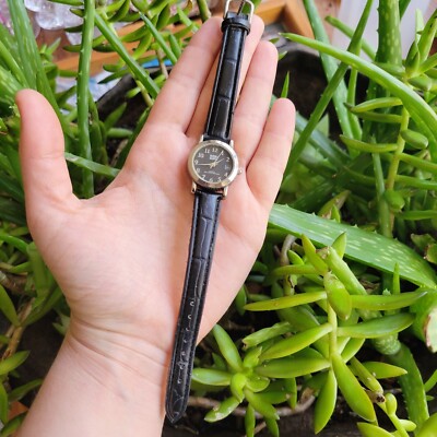 Vintage Faded Glory Dainty Quartz Watch | eBay display picture 2