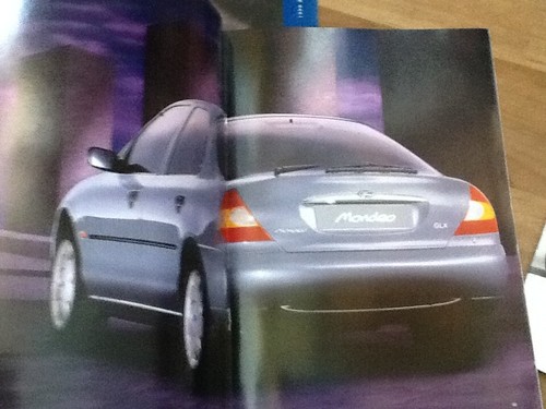 3 X FORD MONDEO SALES BROCHURES 1999+ 2001 - FREEPOST UK - Picture 4 of 14