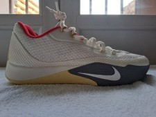 Nike s.t flare neuves taille 47.5 boite sans couvercle multicouleurs