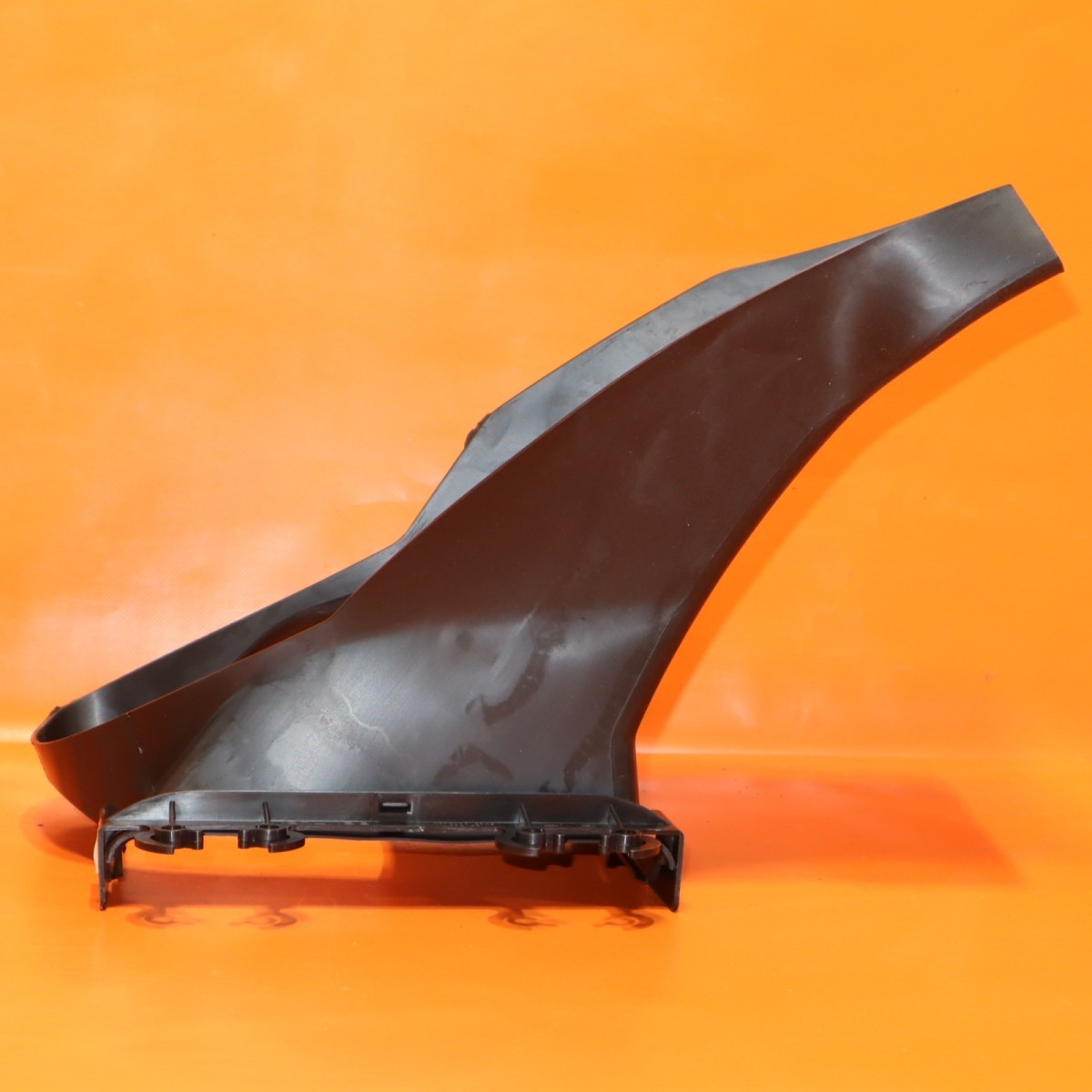 BENTLEY GT AIR DUCT RIGHT 2006 2007 2008 2009 2010 3W0121468F OEM