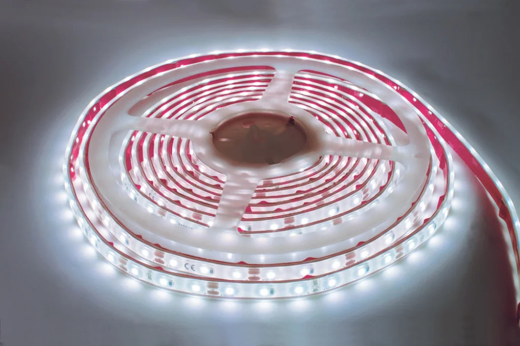 LED Tape 3528 SMD 12v 10mm 5m Reel 6500K IP65 4.5w/M 440lm/M Max Integral