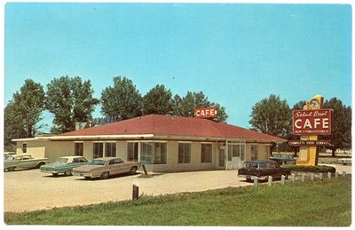 Vintage 1960's Chrome Postcard ~ Salad Bowl Cafe, Greenup, Illinois ~ C L Bence