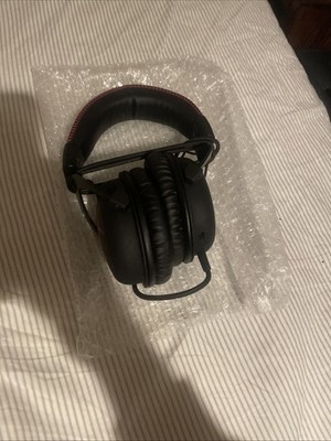 hyper x cloud core wired headest NO MOCROPHONE MUST PURCHASE SEPARATELY!!!