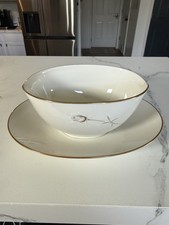 Noritake Nora One (1) Gravy Boat Attached Underplate 7546 Ivory Fine China