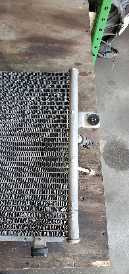 AC Condenser Fits 02-04 INFINITI I35 1155647 Foto 2 de 4