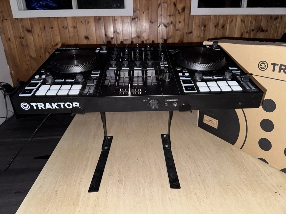 Native Instruments Traktor S3 - Lightly Used - Image 3 of 4