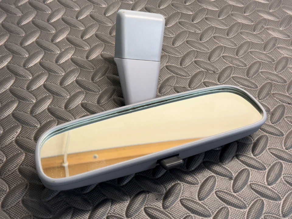 Espejo retrovisor día noche gris Toyota Rav4 Corolla Celica 96-00 1995-2000 87810-12240-B2 Foto 2 de 4