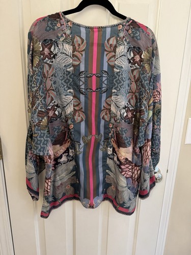 Johnny Was Aran Georgia Blouse NWT Large Silk - Picture 2 of 6