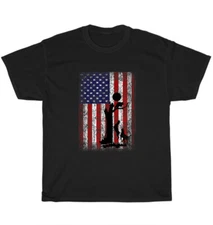 Patriotic Coon Hunting Dogs Hunter Tree Raccoon American USA Flag T-Shirt Unisex