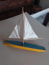 BARCA A VELA IN LEGNO BLOCCO UNICO  FATTA A MANO LUNGA 37 CM ALTA  38 CM