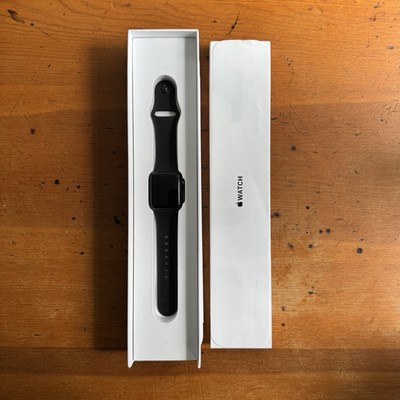 Apple Watch Series 3 38mm Aluminium Case with Sports Band - Space Gray/Black