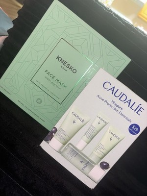 Knesko Green Jade Calm Hydrogel Face Mask Skin Mask, Mask Formulation
